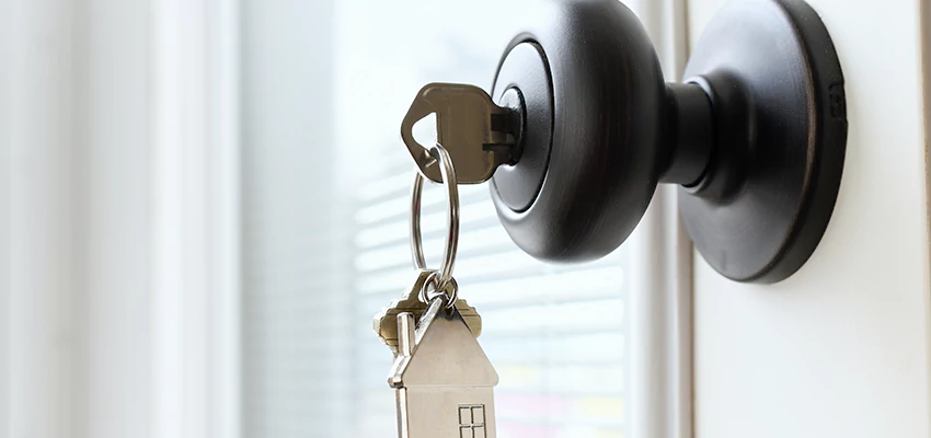 Bifold Door Knob Replacement in West Puente Valley, California