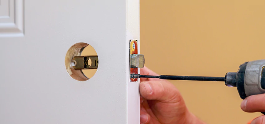 Stuck Door Knobs Repair in West Puente Valley, CA