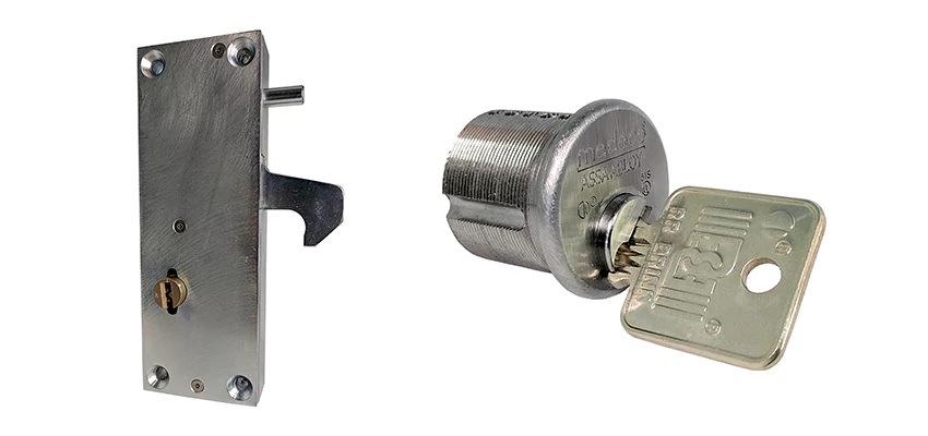 RR Fence Gates Brink Locks Repair in West Puente Valley, California